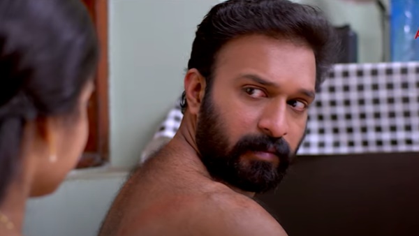 ഇരുട്ടടി അടിക്കണം