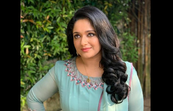 സാധാരണ മനുഷ്യരാണ്
