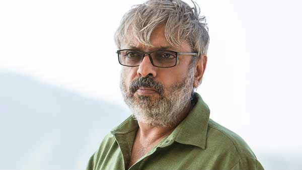 പിരിഞ്ഞു