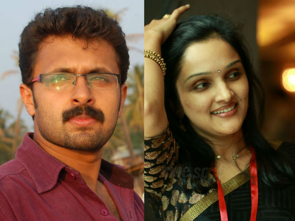 ഇപ്പോള്‍ കാണുമ്പോള്‍ ചമ്മലാണ്