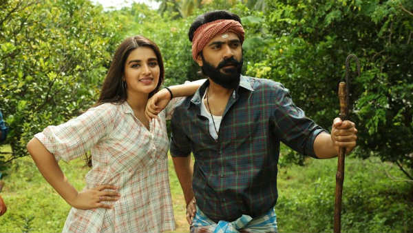 വീട്ടുകാരുടെ സമ്മതത്തോടെ താരങ്ങൾ ലിവിംഗ് ടുഗദറായി