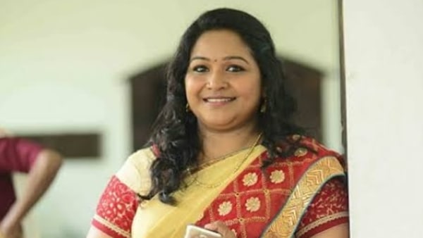 തടഞ്ഞു നിര്‍ത്തി