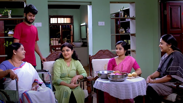 ശിവേട്ടനീച്ച