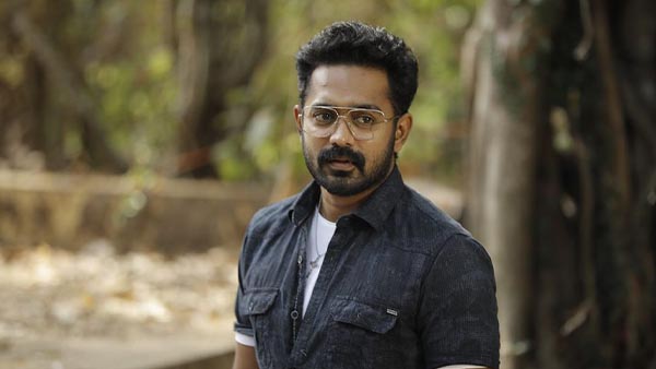 സിനിമയില്‍ പൊലീസുകാരുടെ ജീവിതത്തിൽ ഉണ്ടാവുന്ന സമ്മർദങ്ങളും പ്രയാസങ്ങളുമാണ് അവതരിപ്പിച്ചിരിക്കുന്നത്