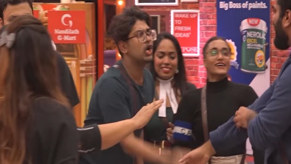 റോബിനോട് ഏറ്റുമുട്ടി വൈൽഡ് കാർഡ് എൻട്രീസ്