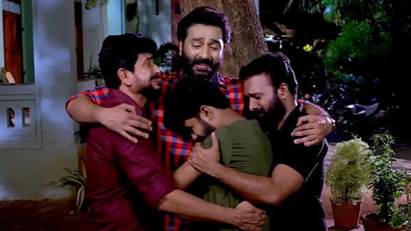 അവരെ കേള്‍പ്പിക്കണം