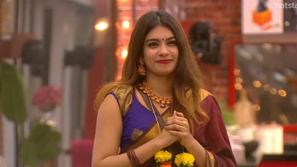 രു കുട്ടിയുടെ അമ്മയൊക്കെ ആയി കഴിഞ്ഞാല്‍ അറിയാതെ തന്നെ പക്വത വരുമോ?