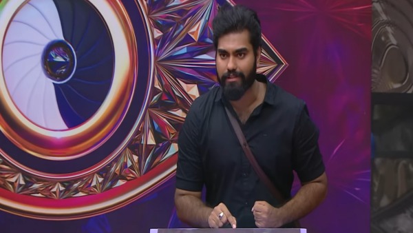 പ്രതിഷേധിച്ച് ആരാധകർ