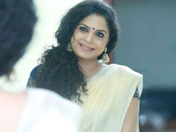 നൃത്തത്തില്‍ സജീവം