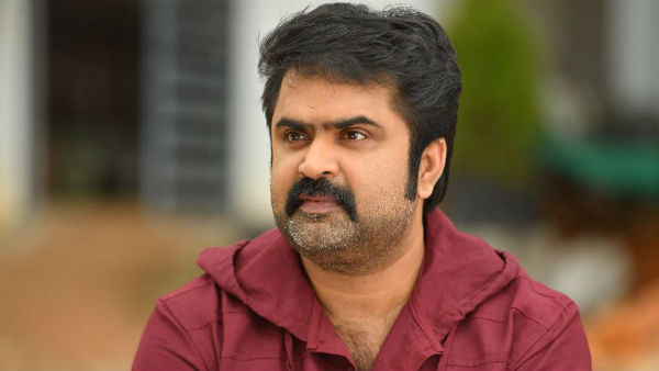 കഥാപാത്രത്തെക്കുറിച്ച്