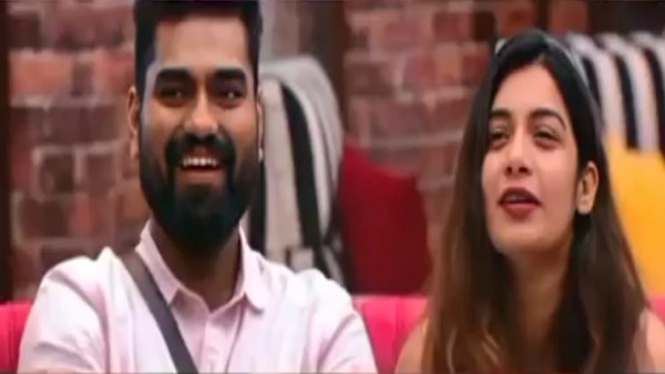 ഞാൻ ഞാനായി നിന്നു