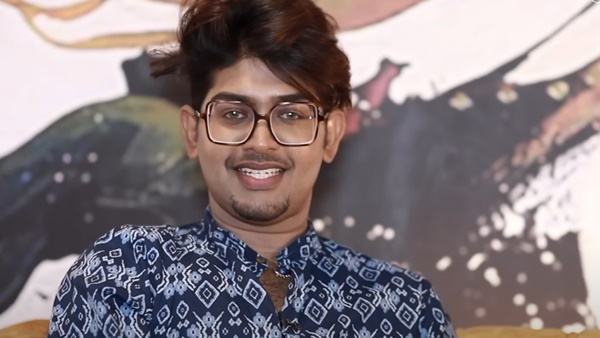 'കണ്ണ് തുറന്നു കാണൂ , ഒഴുക്കിനെതിരെ നീന്തുന്നവര്‍ക്കാണ് നിങ്ങള്‍ കൈത്താങ്ങാവേണ്ടത്