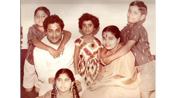 നടന് പ്രഭു, നിര്മാതാവ് രാംകുമാര്, ശാന്തി, രാജ്വി എന്നിങ്ങനെ നാല് മക്കളാണ് ശിവാജി ഗണേശനുള്ളത്