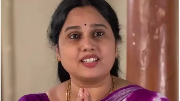 വാട്‌സാപ്പില്‍ ഗ്രൂപ്പില്‍ നിന്നുമാണ് രണ്ടാമത്തെ ഭർത്താവിനെ കണ്ടെത്തുന്നത്