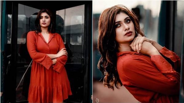 കുടുംബവിളക്കില്