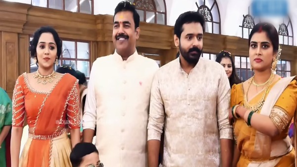 അച്ഛന്‍ മരിച്ചതോടെ കൊവിഡ് കാരണം അമ്മയ്ക്ക് വരാന്‍ സാധിച്ചില്ല