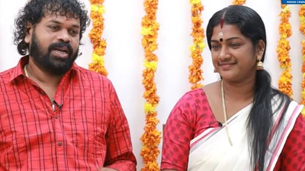 നിലവില് സീ കേരളം ചാനലില് സംപ്രേക്ഷണം ചെയ്യുന്ന പരിപാടിയില് സാജു ഭാര്യയുടെ കൂടെ പങ്കെടുക്കുന്നുണ്ട്