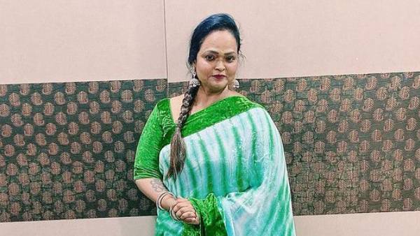 ഇന്‍ഡസ്ട്രിയിലേക്ക്