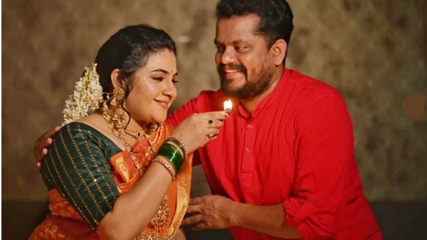 ബാലഭവനിൽ നിന്നുമാണ് അപ്സരയും ആൽബിയും വിവാഹ വാർഷികമാഘോഷിച്ചത്