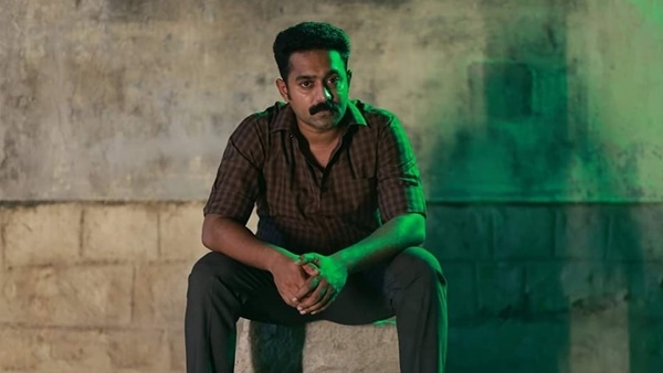 ആസിഫിനെ എടുത്ത് പാടത്തേക്ക് എറിയണം