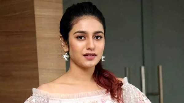  പിന്നാലെ പ്രിയക്കെതിരെ സൈബർ അധിക്ഷേപവും രൂക്ഷമായി