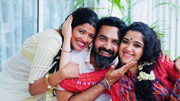 മേയ് മാസത്തിലാണ് ഗോപി സുന്ദറിനൊപ്പമുള്ള ഫോട്ടോയുമായി അമൃത എത്തുന്നത്