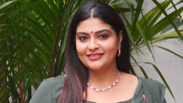 പടച്ചോനെ ഇങ്ങള് കാത്തോളീ ആണ് നിഷയുടെ ഇനി പുറത്തിറങ്ങാൻ ഇരിക്കുന്ന സിനിമ