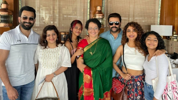 വേർസറ്റാലിറ്റിയുള്ള അഭിനേത്രിയാണ് അമ്മ