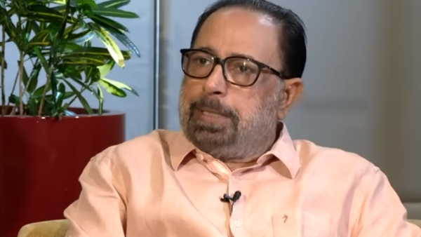 സിനിമയുടെ റിവ്യു എടുക്കുന്നത് അപകടമാണ്