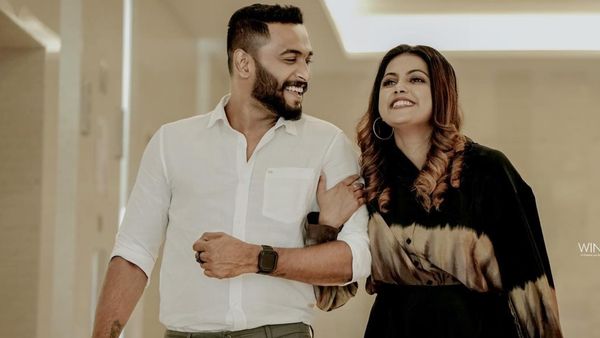 മുന്നേ ഉണ്ടായിട്ടുള്ള പ്രണയങ്ങളൊക്കെ അമ്മയ്ക്ക് അറിയാം