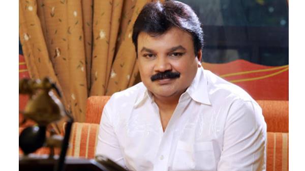 സംവിധായകനോടും വിനീതിനോടും ഞാൻ സംസാരിച്ചിട്ടുണ്ട്