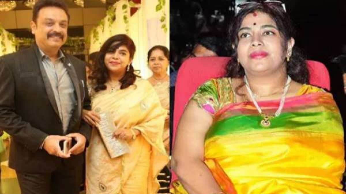  actornaresh-wife