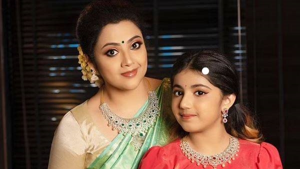 Actress Meena