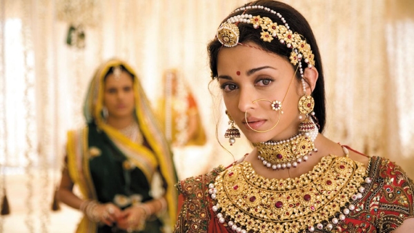 Aishwarya Rai in Jodhaa Akbar