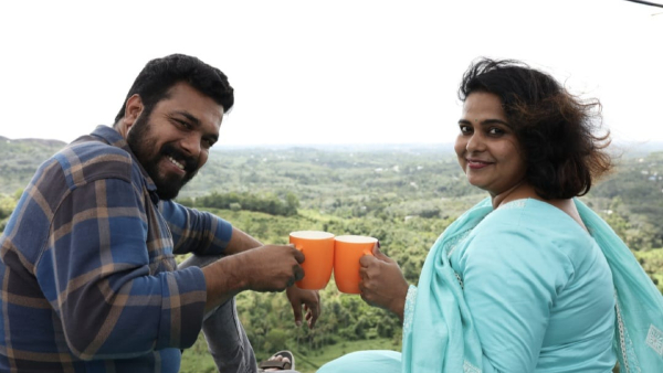 A still from Nerariyum Nerath A still from Nerariyum Nerath
