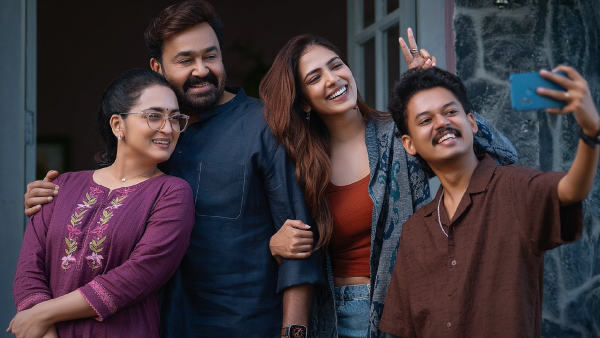 A still from Hridayapoorvam