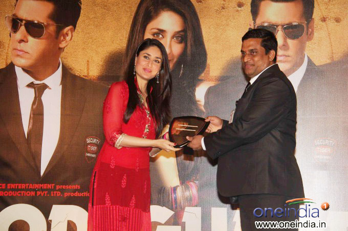 Kareena Kapoor Honours Bollywood Bodyguards
