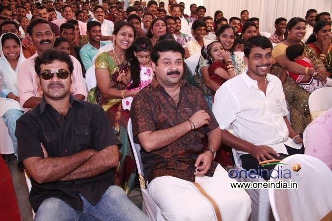 MLA Mani Patham Classum Gusthiyum Movie Muhurat