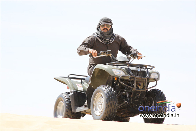 Arabiyum Ottakavum P.Madhavan Nairum