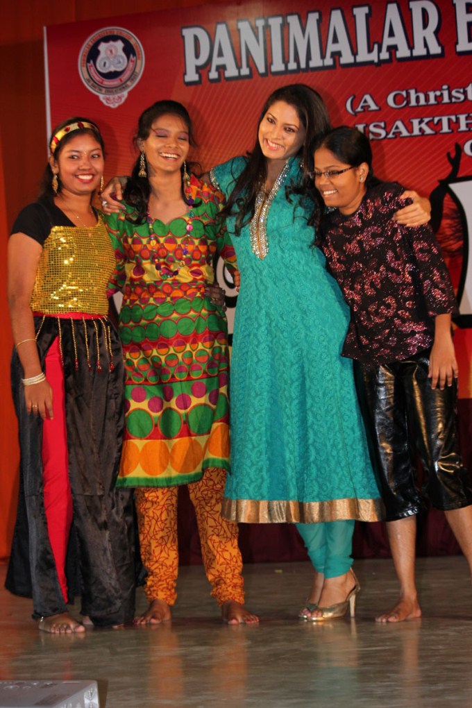 Actress Pooja in panimalar college