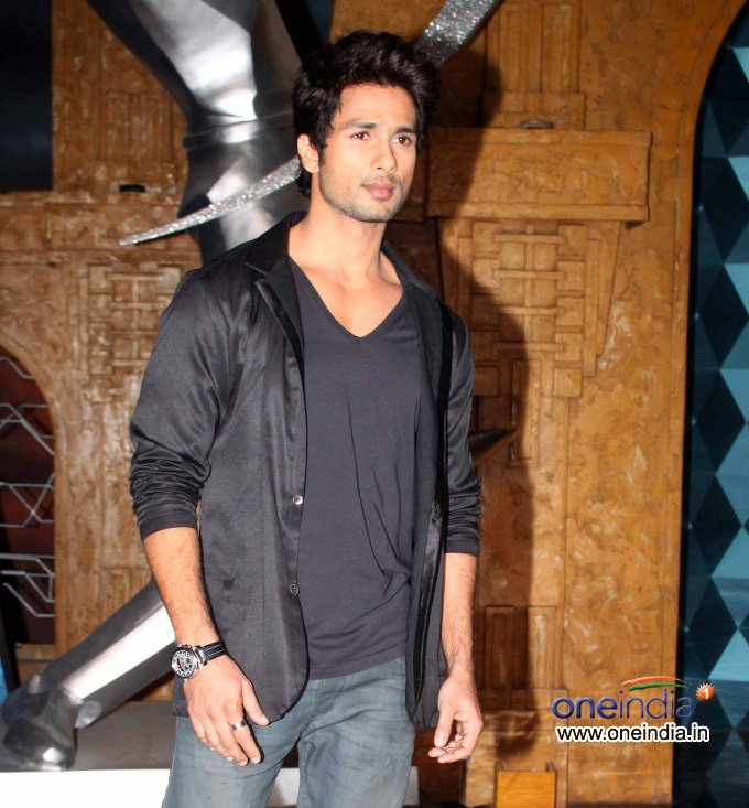 Teri Meri Kahani Promotion at T20