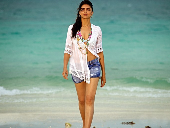 Celebrities In Beach Exclusive Stills