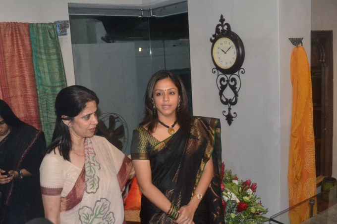 Jyothika launches Lakshmi Sarees Showroom