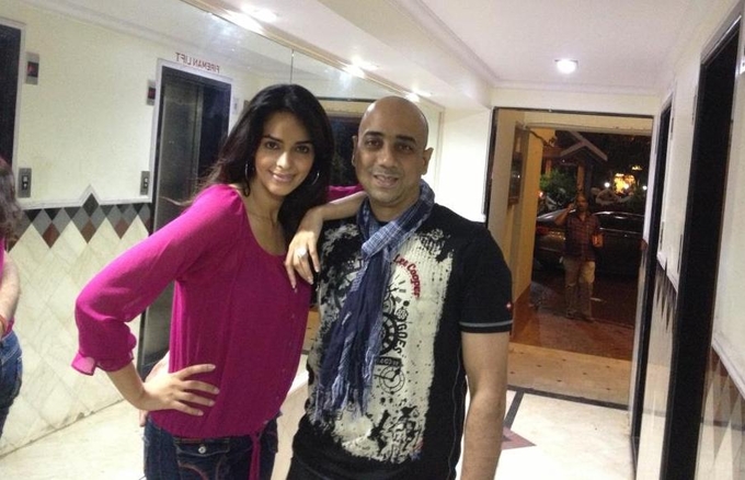 Kismat Love Paisa Dilli Movie Promotion