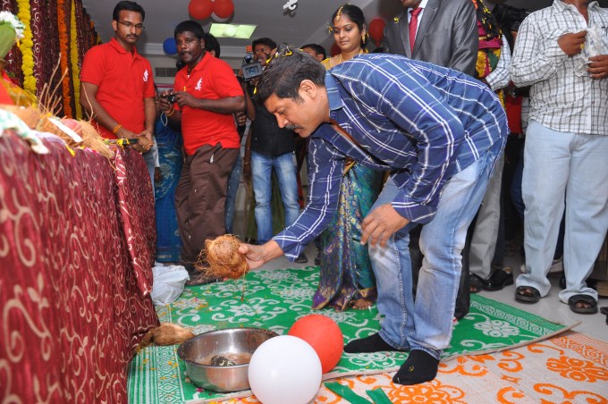 Srihari at Java Learning Center Launch