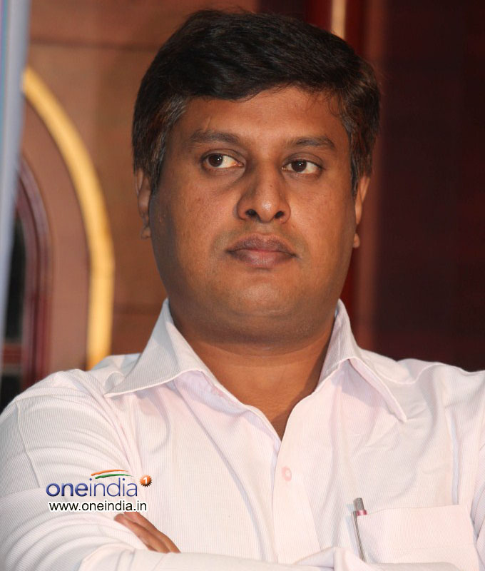 Pade Pade Press Meet