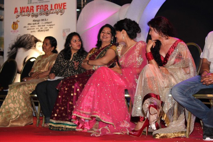 Sattam Oru Iruttarai Audio Launch