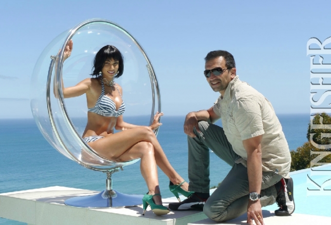 Kingfisher Calendar Girls 2013 Hot Bikini Stills