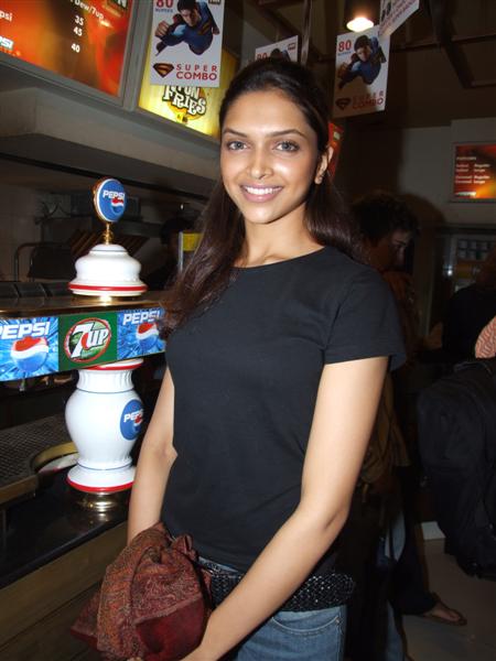 Deepika Padukone Rare and Unseen Pictures