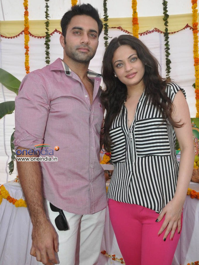 Antha Nee Mayalone Muhurat